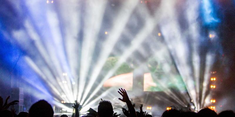 多云与混合云网络互联:SD-WAN与云交换中心(Cloud Exchange)的架构设计与选型指南